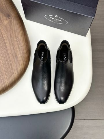 BOOT NAM PRAD* SAFFIANO CHELSEA RUNWAY