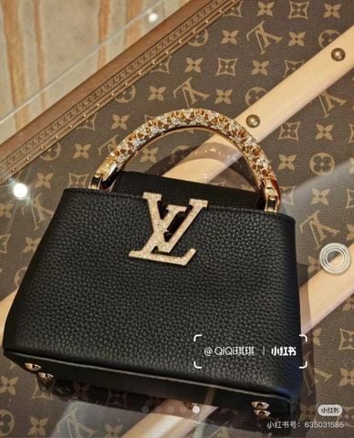 TÚI XÁCH NỮ LV* CAPUCINES MINI “FLOWER CROWN”