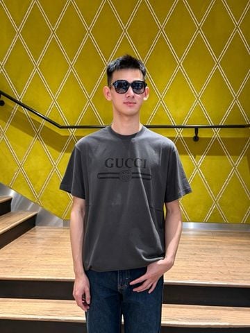 ÁO THUN NAM NỮ GC INTERLOCKING G WEB PRINT COTTON JERSEY FORM RELAXED