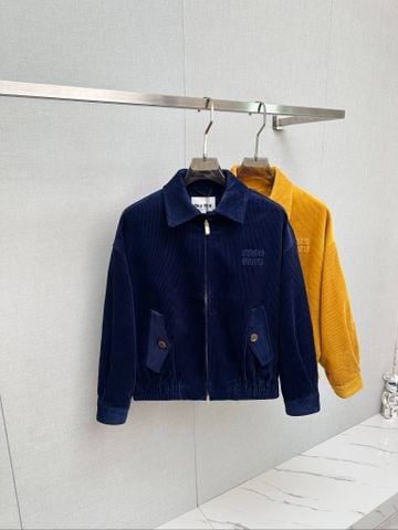 ÁO KHOÁC NAM NỮ MIU* NHUNG TĂM CỔ BẺ FW2025