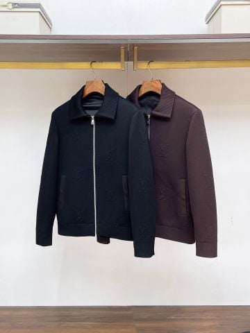 ÁO KHOÁC DỆT KIM NAM L V PHA WOOL – HỌA TIẾT SIGNATURE DỆT CHÌM