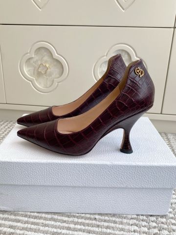 GIÀY NỮ CAO GÓT DIO* DA NÂU MŨI NHỌN 8CM ĐẾ DA Ý