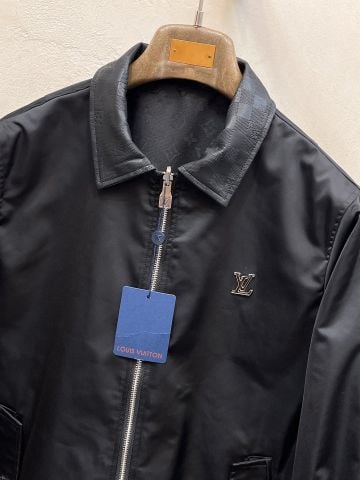 ÁO KHOÁC NAM L V 2 MẶT MONOGRAM & CỔ DAMIER PHONG CÁCH HIỆN ĐẠI
