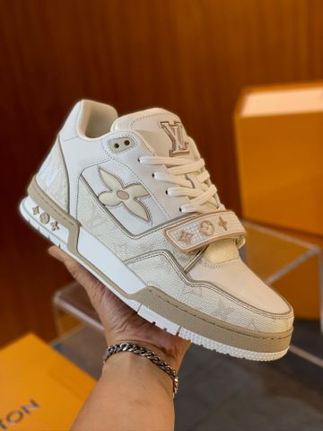 Giày nam L*V Trainer – “IT Sneaker” chinh phục mọi ánh nhìn
