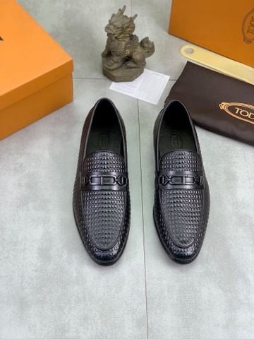 GIÀY NAM LOAFER TD BỀ MẶT ĐAN NỔI 3D – DÁNG THANH LỊCH, LÊN CHÂN GỌN ĐẸP