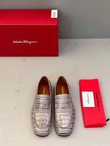 GIÀY NAM FERR* LOAFER DA MỀM DẬP VÂN – MOC TOE CỔ ĐIỂN