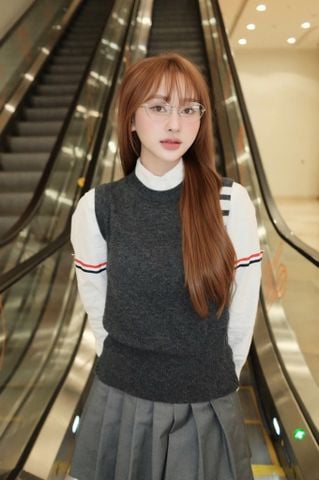 KÍNH MẮT NỮ GC GỌNG KIM LOẠI THANH MẢNH CHI TIẾT HORSEBIT SANG TINH GỌN