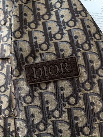 ÁO KHOÁC NAM NỮ DR OBLIQUE TOÀN THÂN CỔ BẺ PHOM RỘNG NỔI BẬT