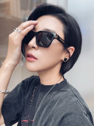 KÍNH MẮT NAM NỮ P P PHOM VUÔNG ICON HEXAGON – MẮT TRONG & MẮT RÂM