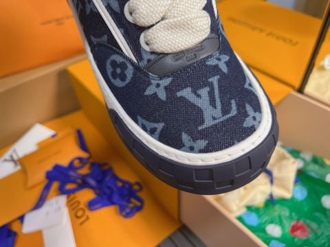 GIÀY SNEAKER NAM L V TILTED PHOM CHUNKY DENIM DỆT HỌA TIẾT