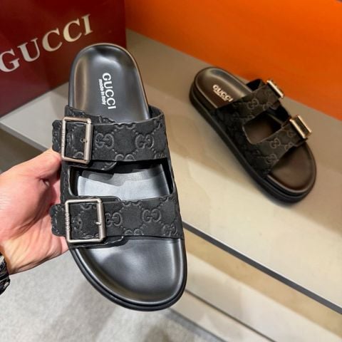 DÉP NAM GC DÒNG DOUBLE G MONOGRAM DẬP NỔI QUAI KÉP KHÓA VUÔNG