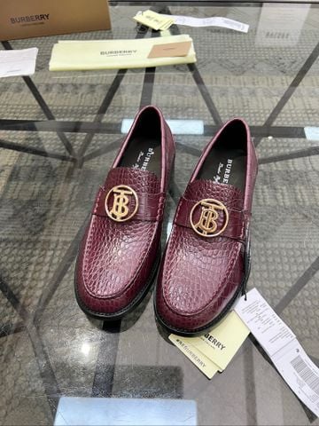 Giày nam Loafer BURBERR*Y đỏ (burgundy) thời thượng, vân da cá sấu tinh tế