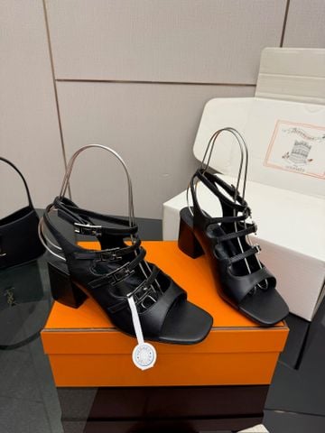 SANDAL CAO GÓT NỮ H M GÓT 6CM PHOM VUÔNG KELLY KHÓA KIM LOẠI SANG CHIC