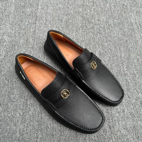 GIÀY MOCASSIN NAM  BALLYY PAIPEL XUÂN HÈ – DA BÊ VÂN TỰ NHIÊN MỀM TAY