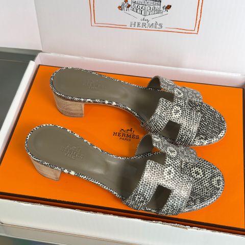 SANDAL CAO GÓT NỮ H M DÒNG ORAN VÂN THẰN LẰN GÓT 5CM