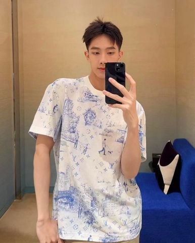 ÁO THUN NAM NỮ L V IN HỌA TIẾT CITYSCAPE MONOGRAM CHẤT COTTON PIQUÉ CAO CẤP