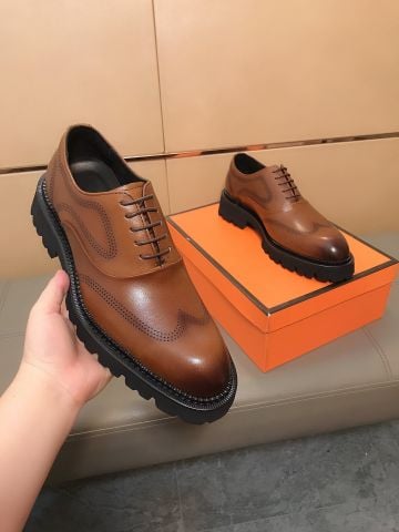 GIÀY NAM LV* DA NÂU ĐẾ LUG DÀY DỄ ĐI