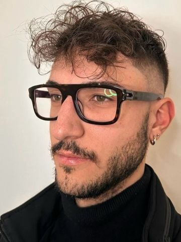 KÍNH MÁT UNISEX PP PHOM VUÔNG BẢN DÀY SANG TRỌNG – HIỆU ỨNG TRÒNG THỜI THƯỢNG