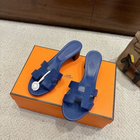 SANDAL CAO GÓT NỮ H M DÁNG OASIS CHỮ H BIỂU TƯỢNG