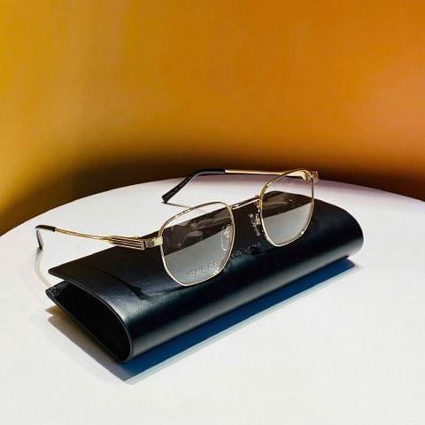 KÍNH GỌNG NAM NỮ GC DÁNG VUÔNG VIỀN MẢNH THANH LỊCH – TÔN GƯƠNG MẶT, DỄ PHỐI ĐỒ