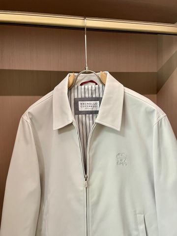 ÁO KHOÁC NAM BC* HARRINGTON TỐI GIẢN TÔNG KEM, LÓT SỌC ĐỨNG PHOM