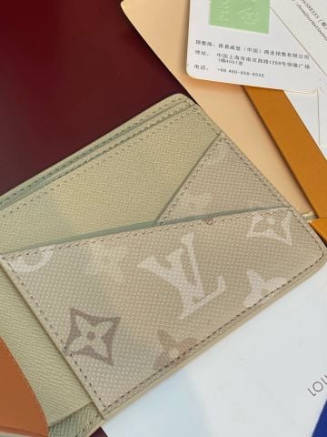 VÍ NAM LV* MULTIPLE WALLET MONOGRAM SURPLUS CANVAS