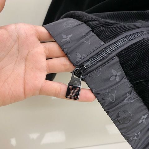 ÁO KHOÁC NAM L V BLOUSON CỔ ĐỨNG PHỐI NHUNG CAO CẤP