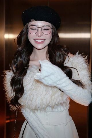 KÍNH MẮT NỮ GC GỌNG KIM LOẠI MẢNH DÁNG BO TRÒN THANH LỊCH – TÔN NÉT TRI THỨC