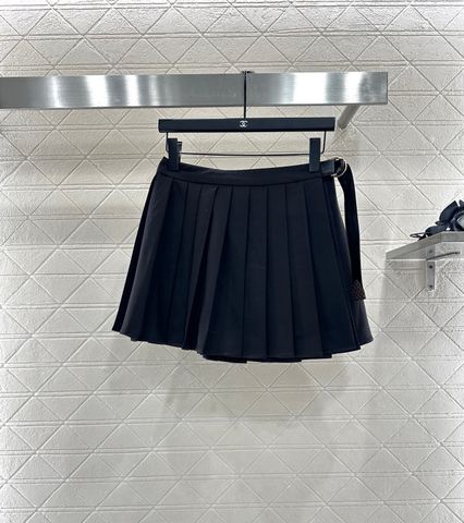 CHÂN VÁY XẾP LY NỮ L*V  LƯNG CAO, ĐAI KHÓA LỆCH HÔNG