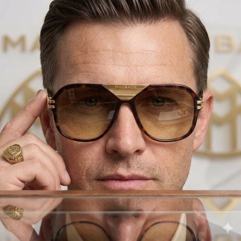 KÍNH MẮT NAM NỮ MAYB PHOM VUÔNG CÀNG BIỂU TƯỢNG KIM LOẠI TRÒNG CHUYỂN SẮC