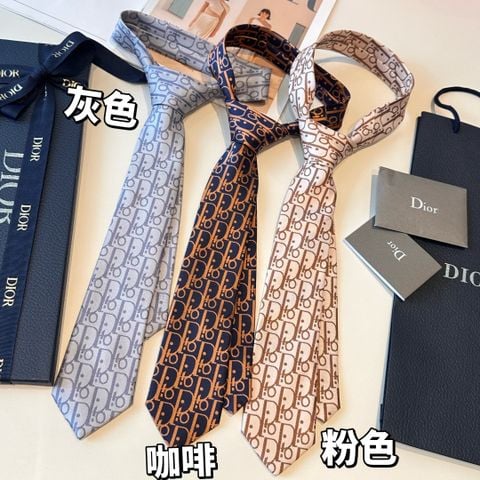 CÀ VẠT NAM D OBLIQUE JACQUARD – LỤA TWILL 100% HOÀN THIỆN THỦ CÔNG