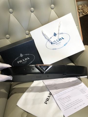 THẮT LƯNG NAM NỮ PRD BIỂU TƯỢNG TAM GIÁC – DA BÓNG TỐI GIẢN