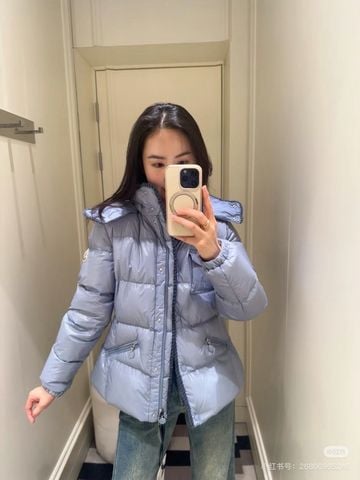 ÁO KHOÁC NỮ MONC* PHAO LÔNG VŨ MŨ RỜI