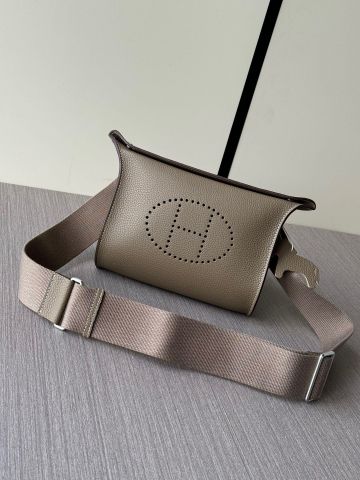 TÚI ĐEO CHÉO NAM NỮ HERM* VIDEPOCHES DÁNG HỘP SANG TRỌNG