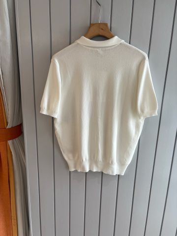 ÁO SƠ MI DỆT KIM NAM L P – PHOM LAPEL NGẮN TAY, TÚI HỘP ĐÔI & SỢI DỆT MẢNH