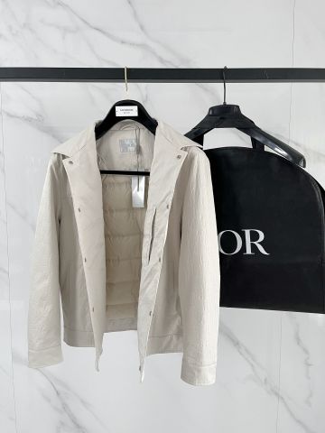 ÁO KHOÁC UNISEX DIO* THU ĐÔNG 2025 LÔNG VŨ CAO CẤP TONE KEM