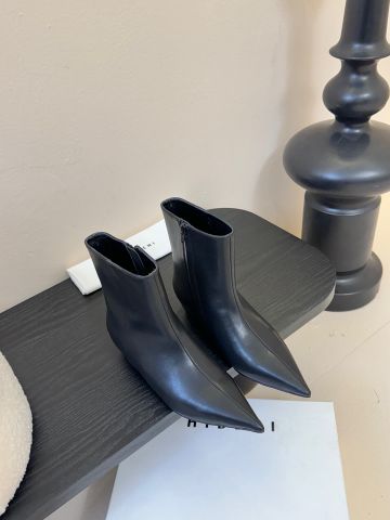 BOOT NỮ HIDEM MŨI NHỌN DA ĐEN