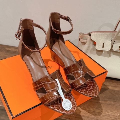 SANDAL NỮ Herme*s WEDGE 7 CM VÂN CÁ SẤU ĐỘC BẢN