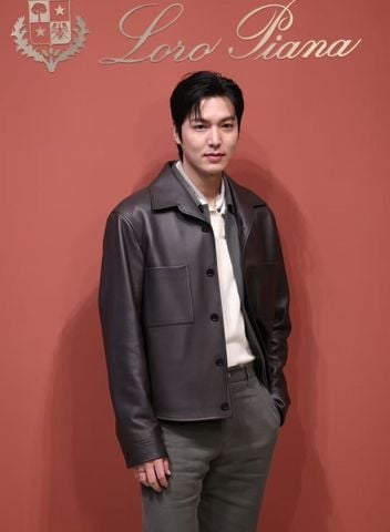 ÁO KHOÁC DA NAM LP DA CỪU THƯỢNG HẠNG – CỔ BẺ TỐI GIẢN,