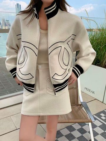 ÁO NỮ CHA LEN DỆT LOGO ĐAN XOẮN – PHONG CÁCH SANG CHUẨN PARIS