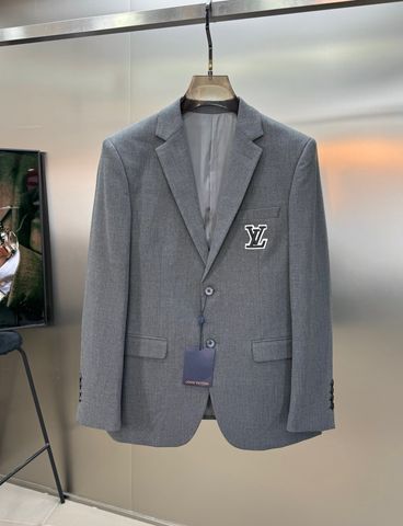 BỘ VEST NAM L V FORM SLIM SANG GỌN – LOGO THÊU TINH XẢO,