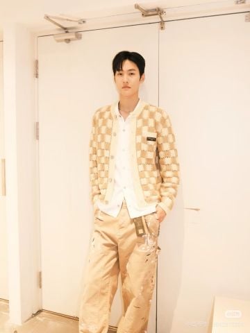 ÁO CARDIGAN NAM L V DAMIER DỆT INTARSIA Ô THOÁNG