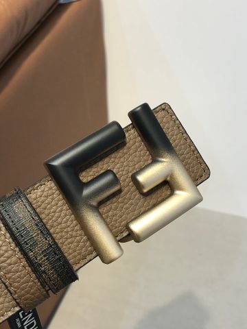 THẮT LƯNG NAM FEND* KHÓA LOGO ĐÔI 38MM – DA HẠT 2 MẶT