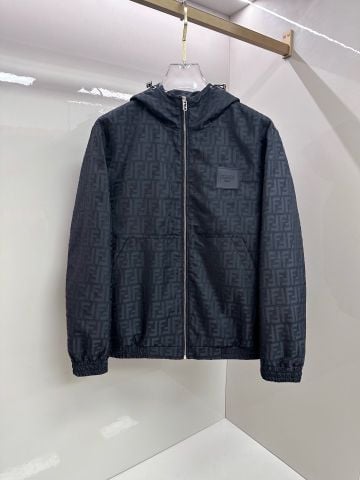 ÁO KHOÁC GIÓ NAM F E N D I DỆT JACQUARD TOÀN THÂN, PHOM BLOUSON CÓ MŨ