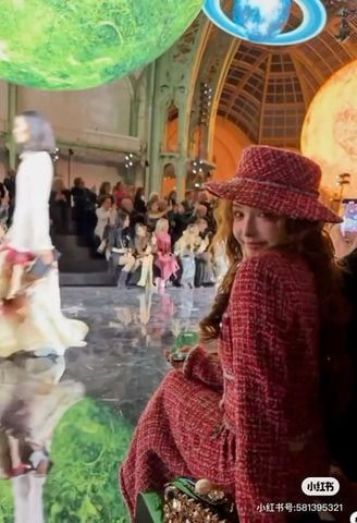 BỘ ÁO KHOÁC & CHÂN VÁY NỮ CHAN TWEED ĐỎ –ÁO