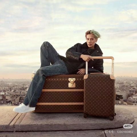 SNEAKER NAM NỮ L V TRAINER PHOM LOW TOP ÔM CHÂN –