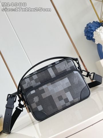 TÚI ĐEO CHÉO NAM LV* DAMOFLAGE BLACK – HỌA TIẾT DAMIER PIXEL ẤN TƯỢNG