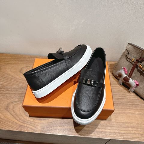 GIÀY SLIP ON NAM NỮ HERM DA ĐEN ĐẾ TRẮNG