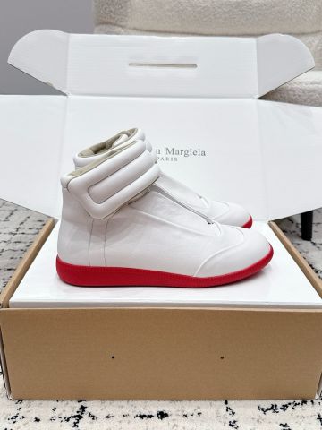 GIÀY SNEAKER CAO CỔ NAM NỮ M M FUTURE ĐỆM CỔ SIGNATURE