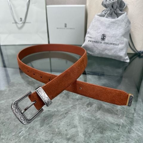 THẮT LƯNG NAM NỮ B C DA BÒ SUEDE – KHÓA CHẠM KHẮC CỔ ĐIỂN CỰC ẤN TƯỢNG